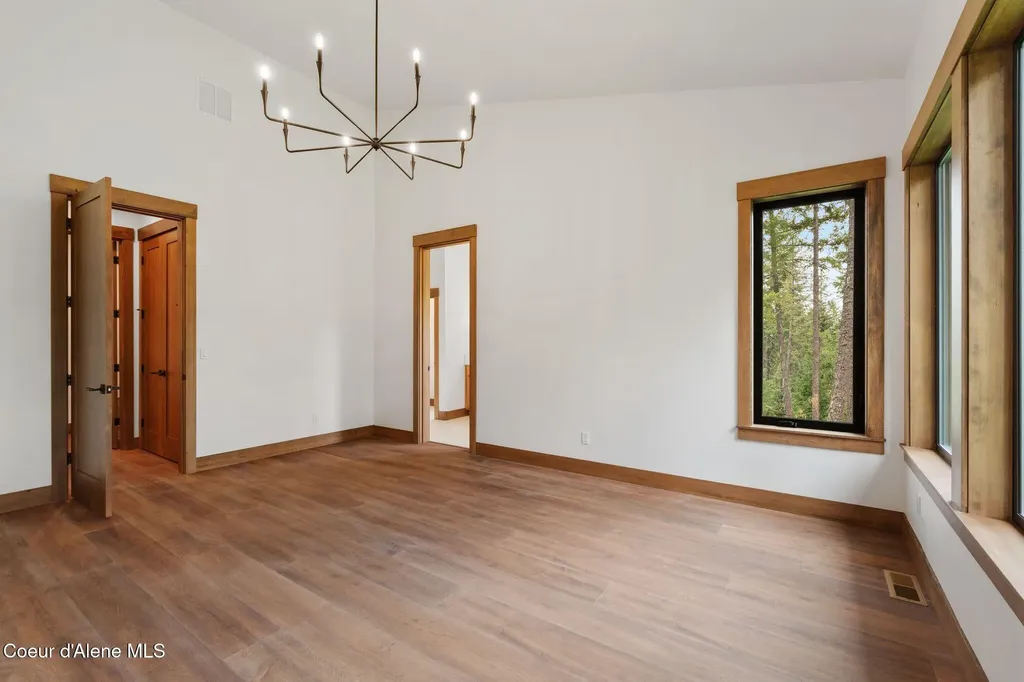 180 Ironstone Drive Sandpoint ID 83864