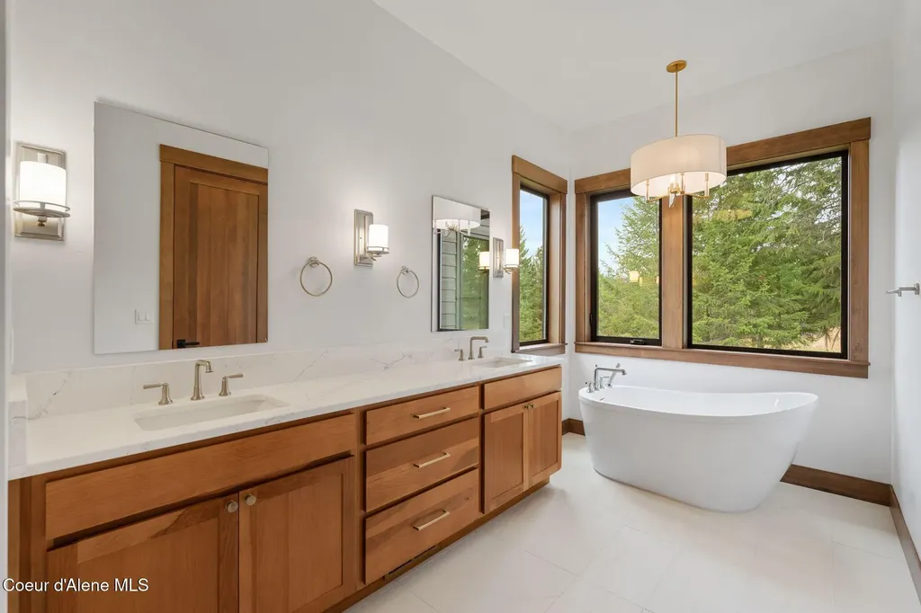 180 Ironstone Drive Sandpoint ID 83864