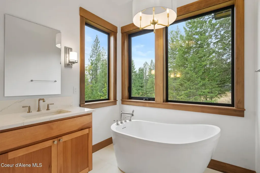 180 Ironstone Drive Sandpoint ID 83864