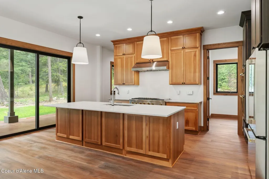 180 Ironstone Drive Sandpoint ID 83864