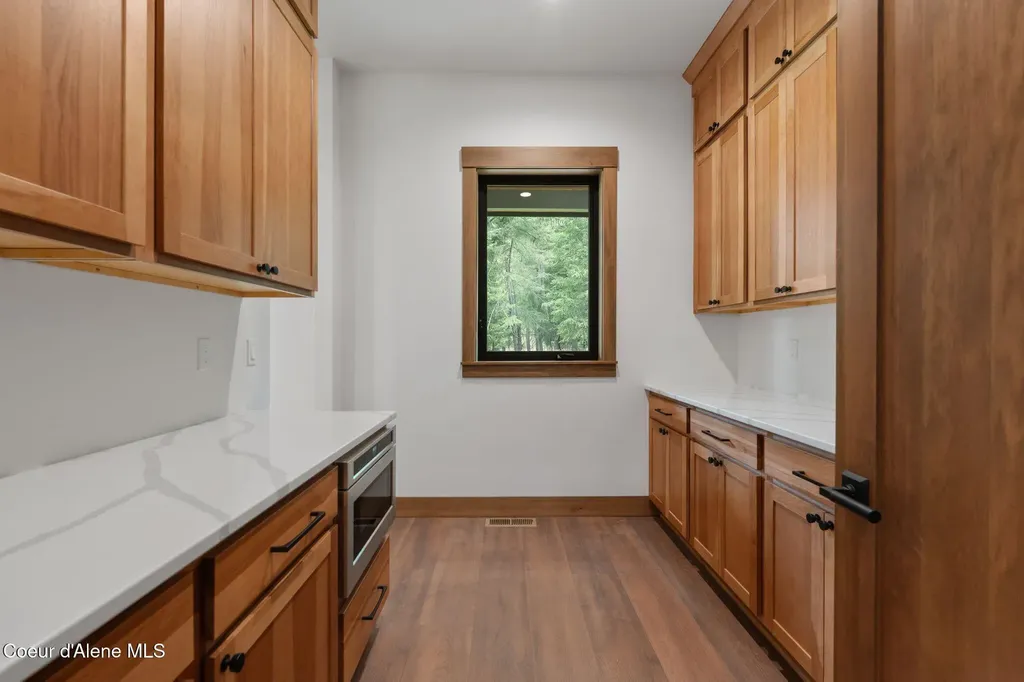 180 Ironstone Drive Sandpoint ID 83864