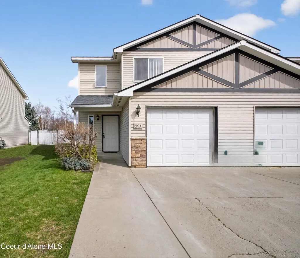 692 N Hydra Place Post Falls ID 83854
