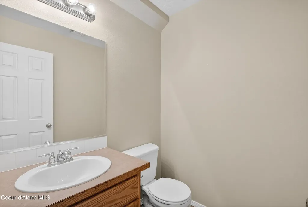 692 N Hydra Place Post Falls ID 83854