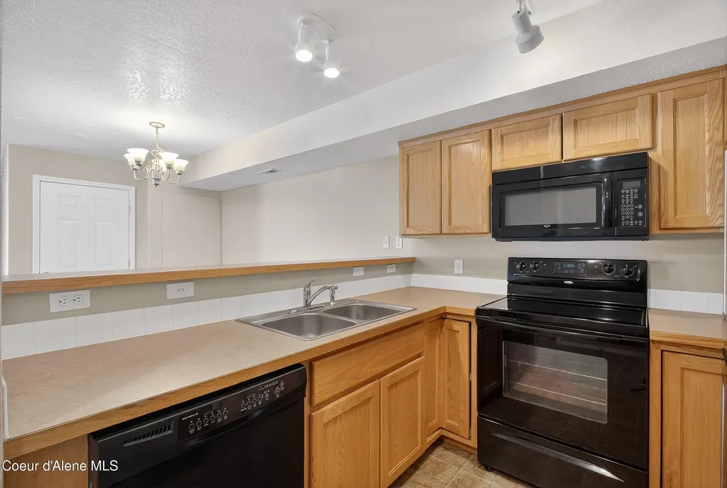 692 N Hydra Place Post Falls ID 83854
