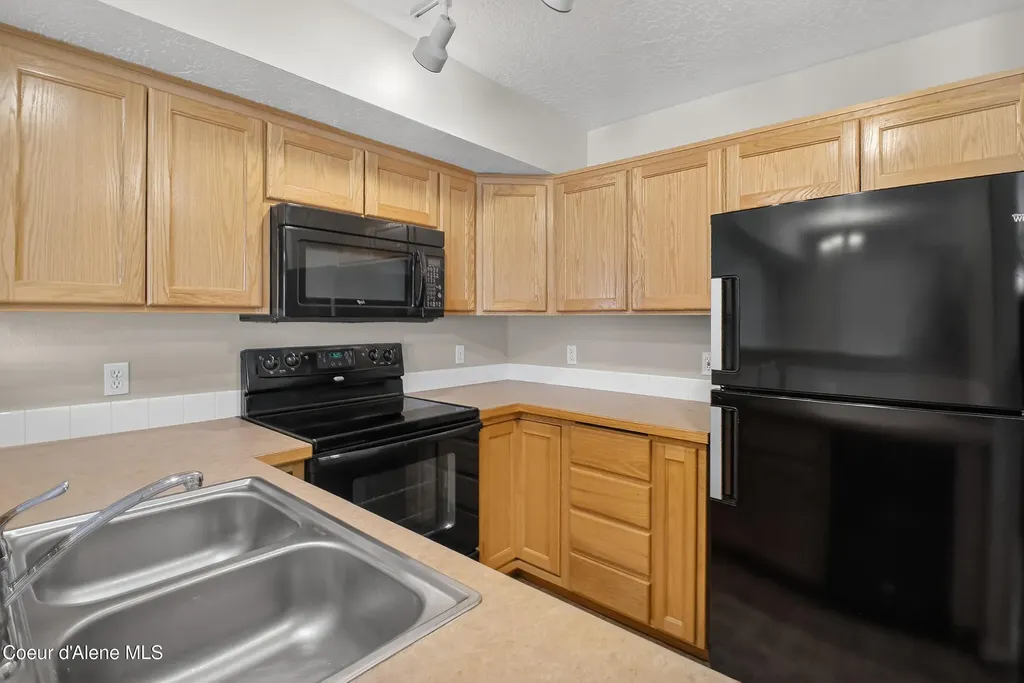 692 N Hydra Place Post Falls ID 83854