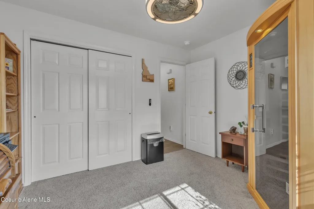 8057 N Vogt Road Hauser ID 83854