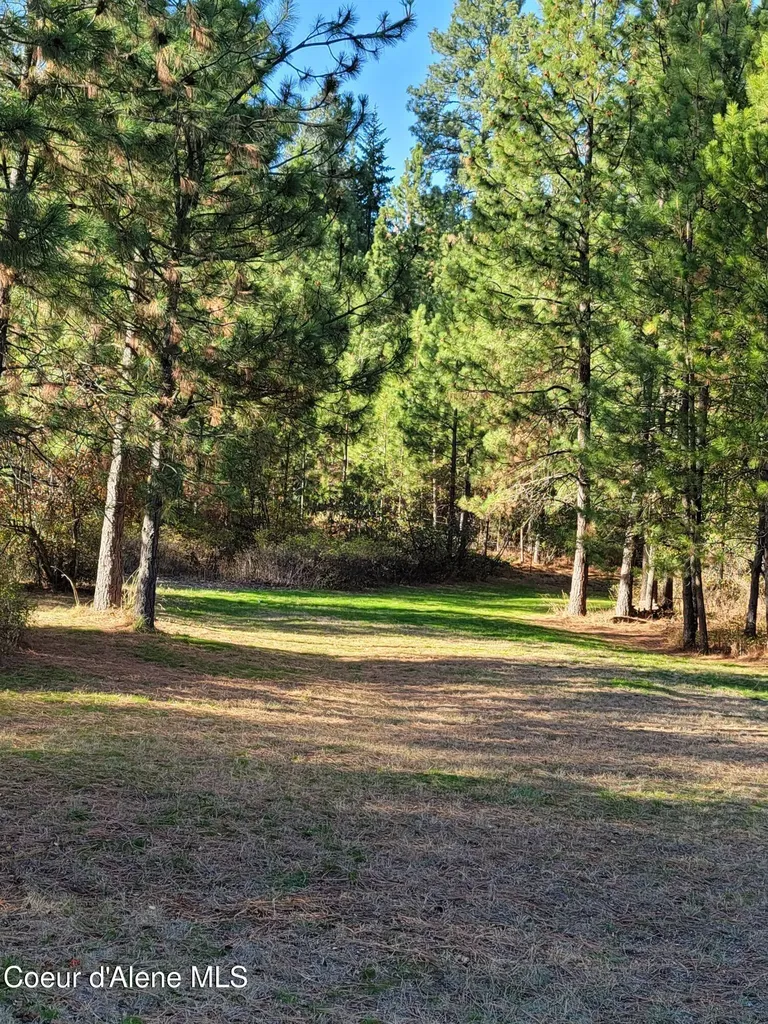 8057 N Vogt Road Hauser ID 83854