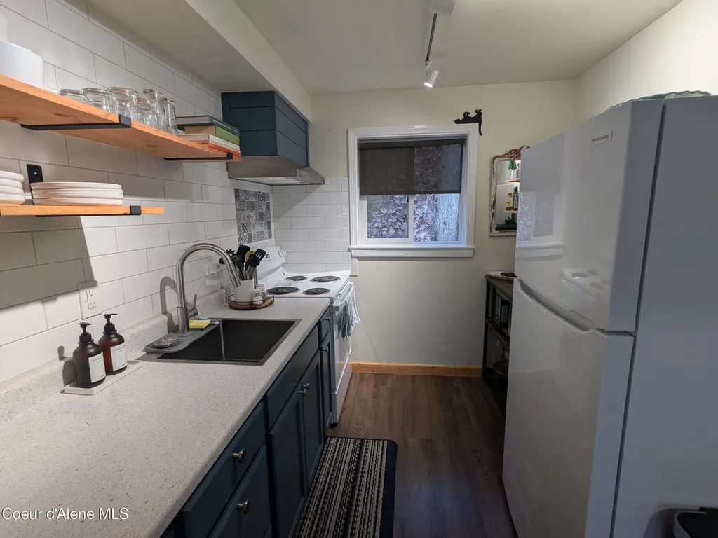 920 Pearl Street Wallace ID 83873