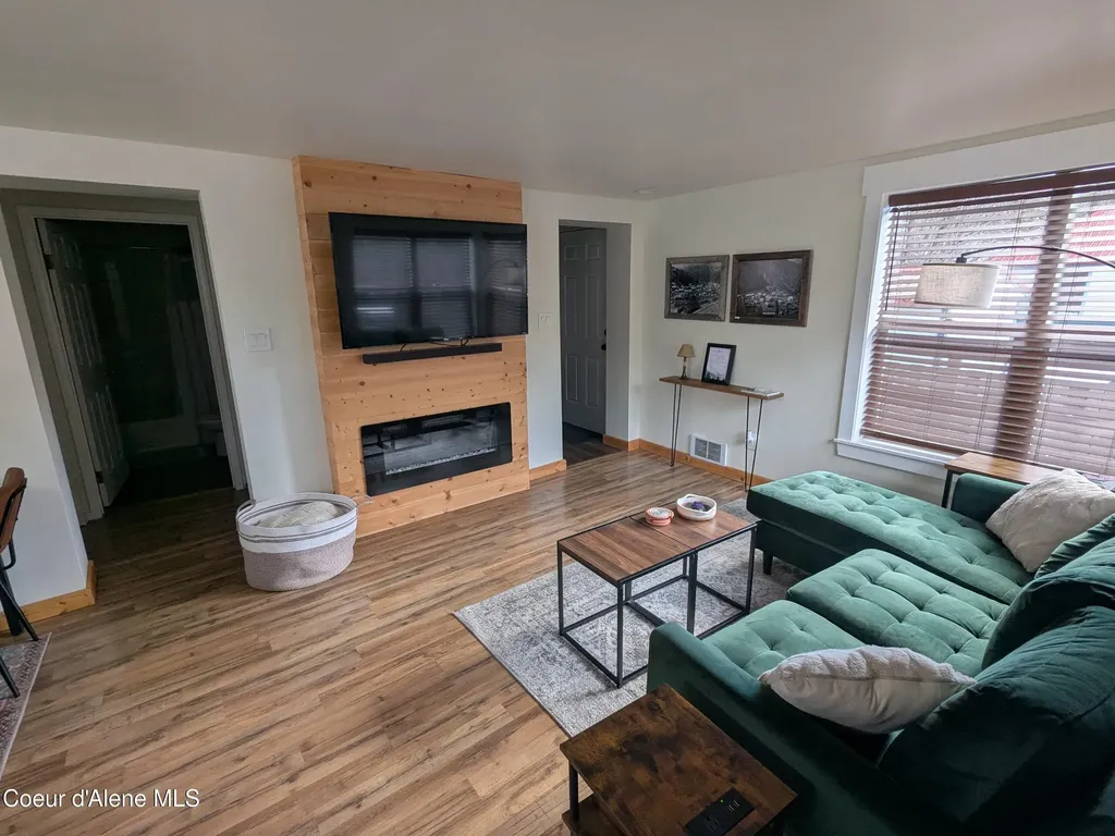 920 Pearl Street Wallace ID 83873