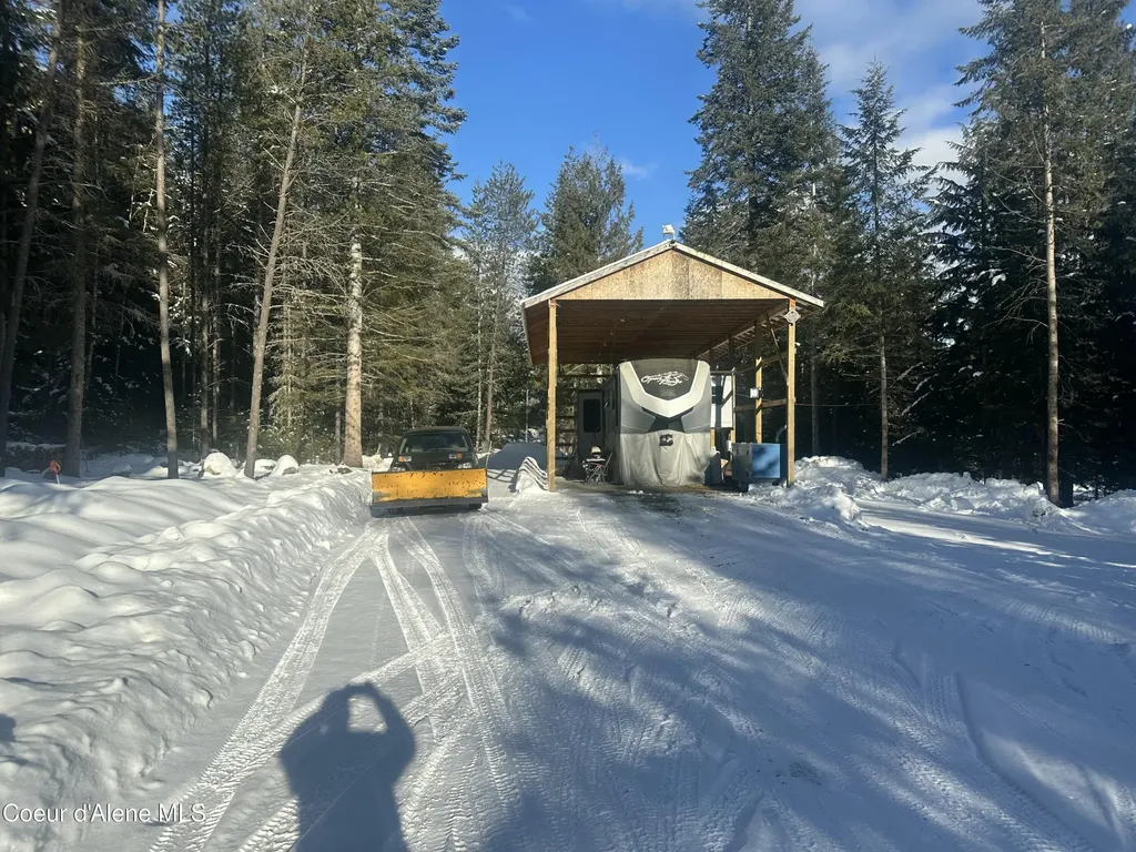 255 Thunder Alley Sandpoint ID 83864