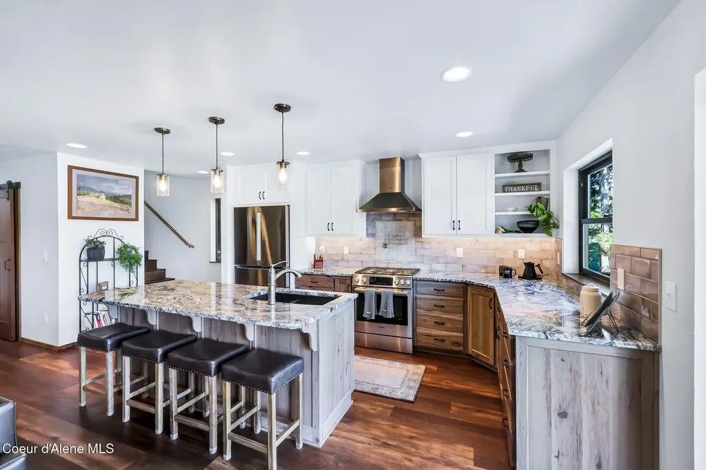 115 W Lakeview Boulevard Priest River ID 83856