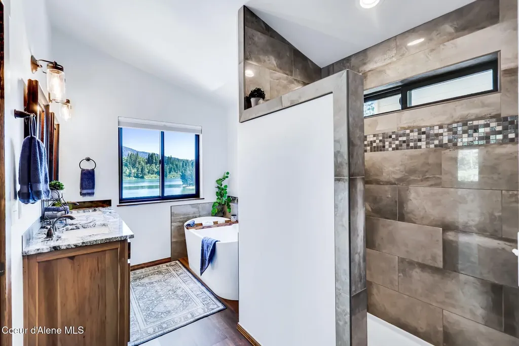 115 W Lakeview Boulevard Priest River ID 83856