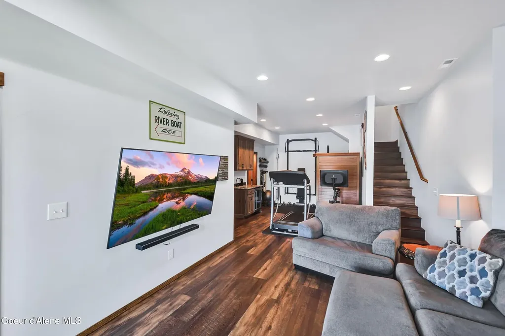 115 W Lakeview Boulevard Priest River ID 83856