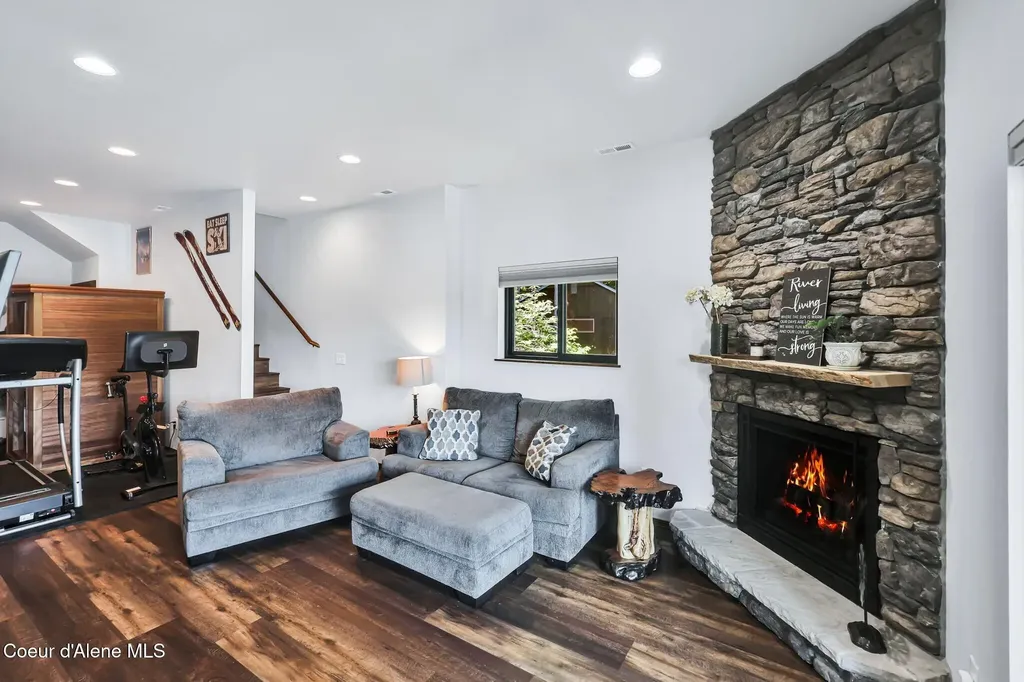 115 W Lakeview Boulevard Priest River ID 83856