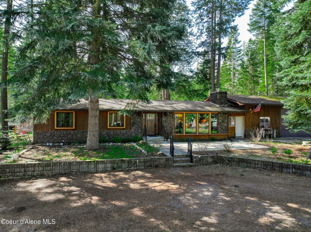16232 E 1st Street Bayview ID 83803