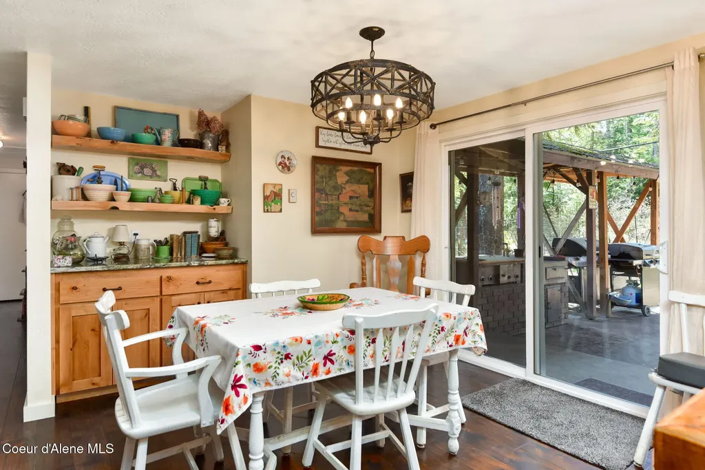 16232 E 1st Street Bayview ID 83803