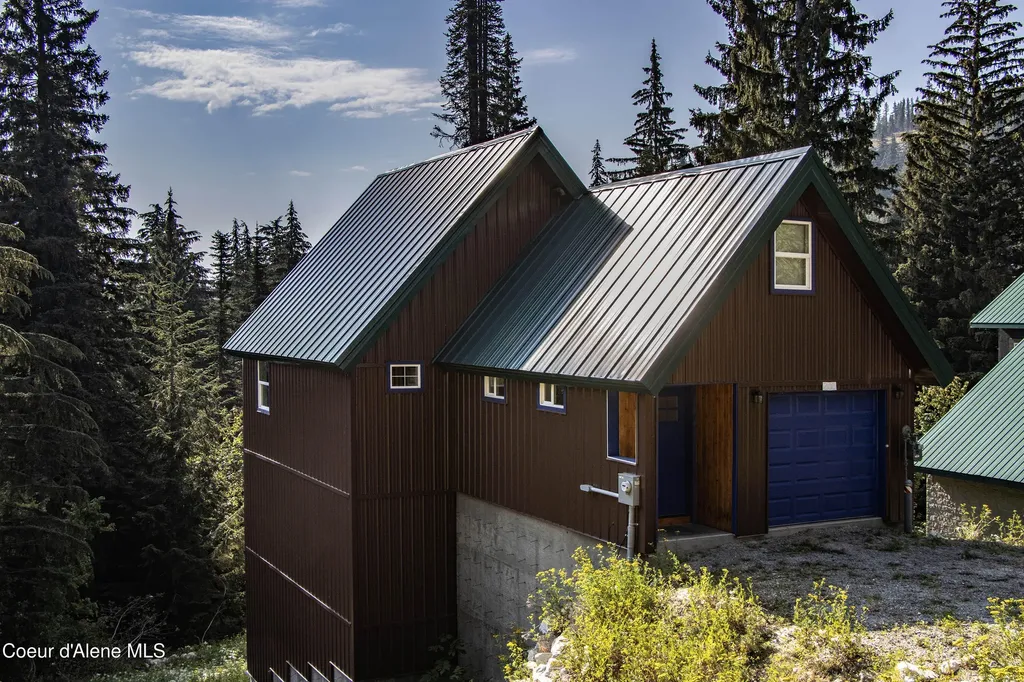 205 Ullr Drive Sandpoint ID 83864