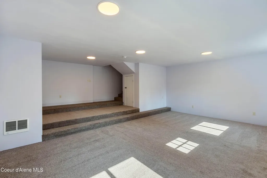 205 Ullr Drive Sandpoint ID 83864