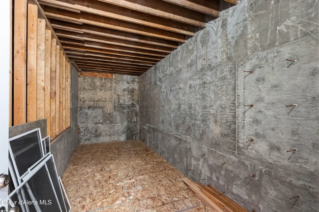 205 Ullr Drive Sandpoint ID 83864