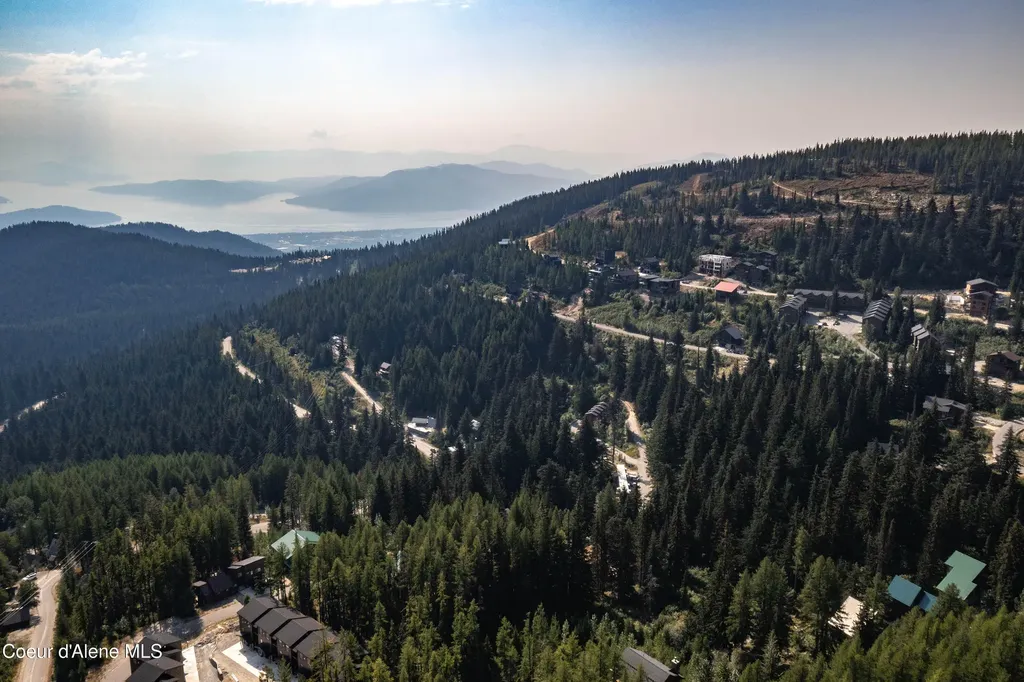 205 Ullr Drive Sandpoint ID 83864