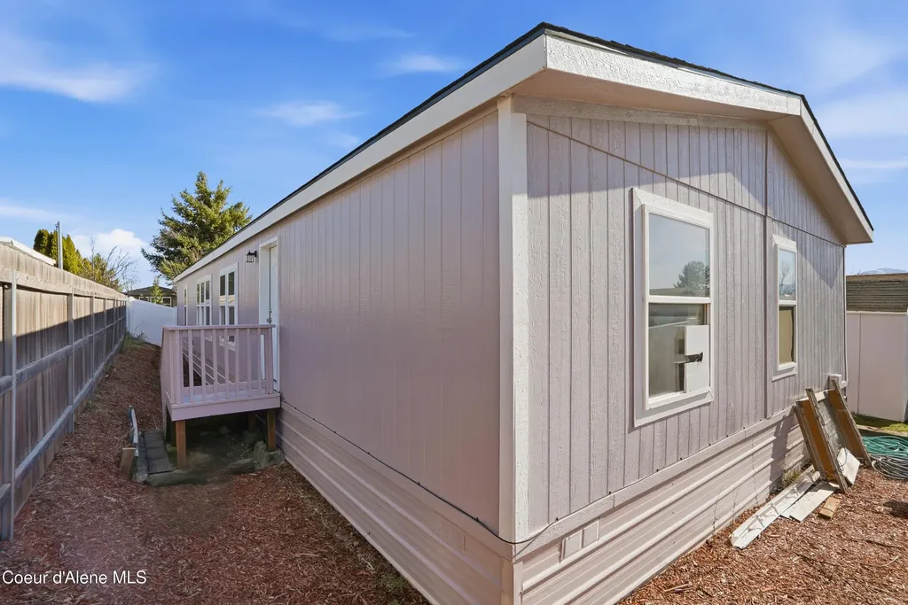 8553 N Kendra Way Post Falls ID 83854