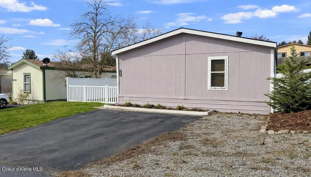 8553 N Kendra Way Post Falls ID 83854