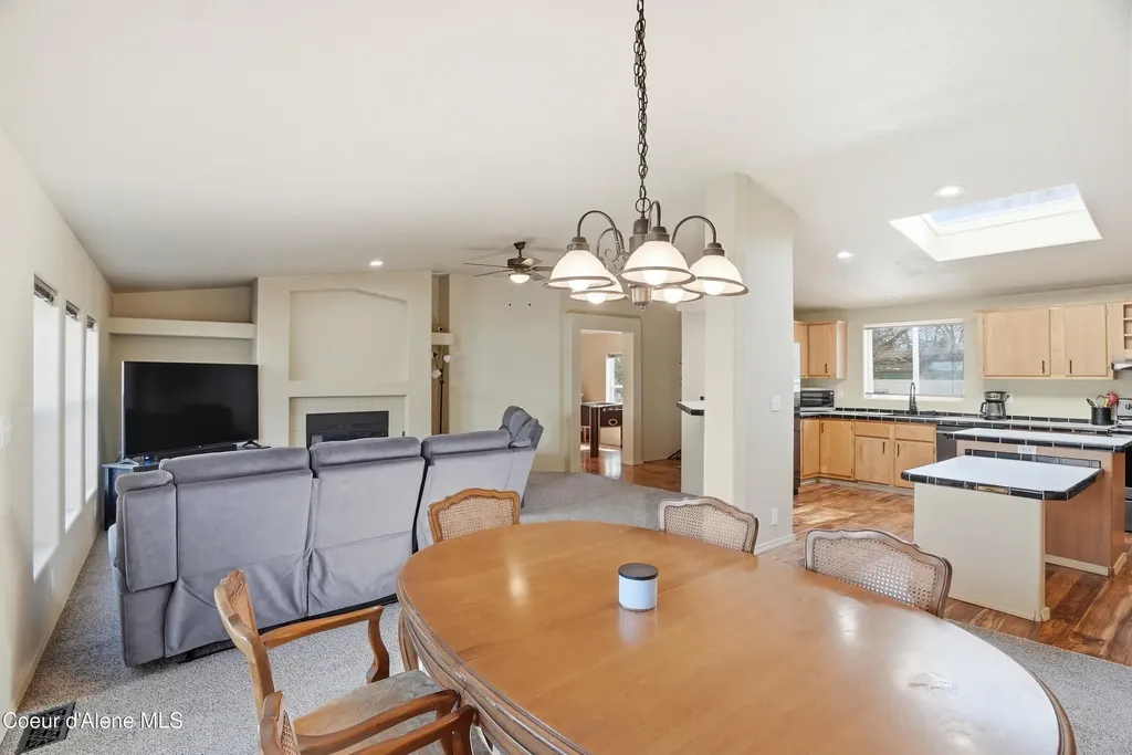 8553 N Kendra Way Post Falls ID 83854
