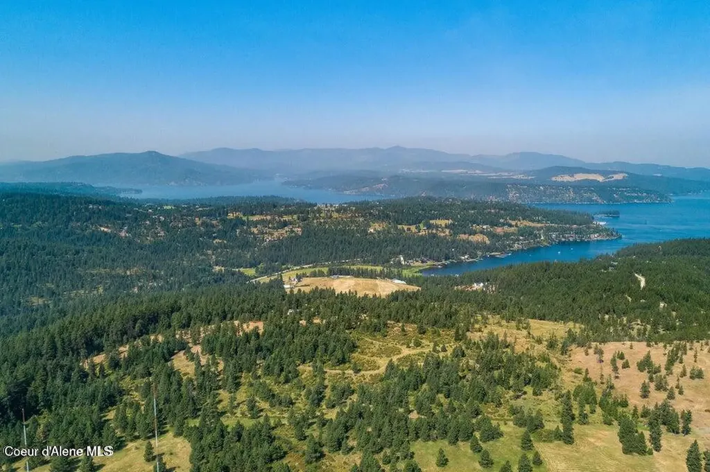 5254 E Mabel Lane Harrison ID 83833