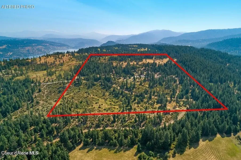 5254 E Mabel Lane Harrison ID 83833
