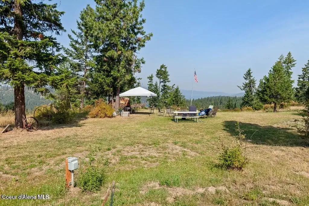 5254 E Mabel Lane Harrison ID 83833
