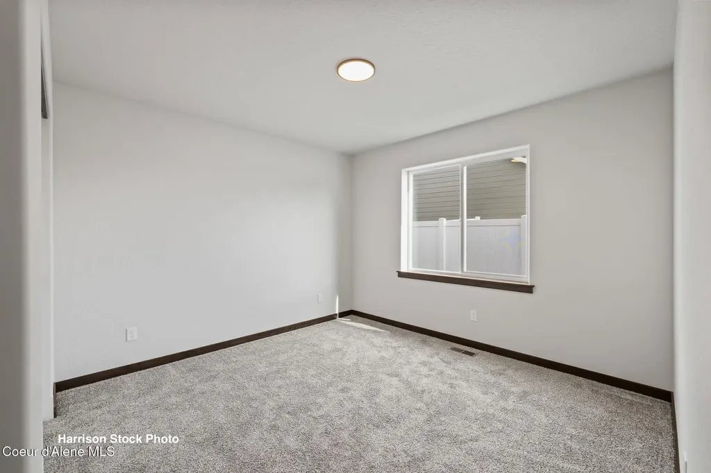 12095 N Lennon Lane Rathdrum ID 83858