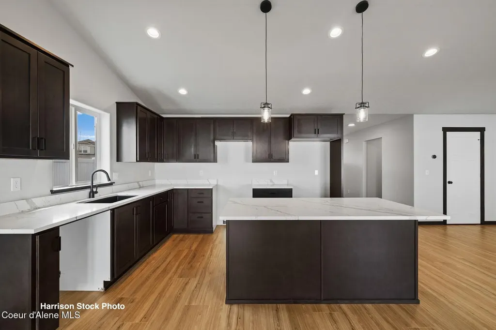 12095 N Lennon Lane Rathdrum ID 83858