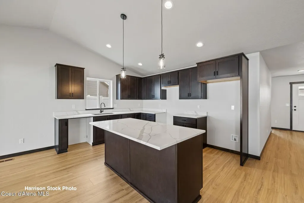 12095 N Lennon Lane Rathdrum ID 83858