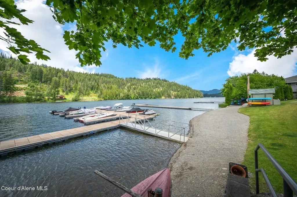 5480 W Racquet Road Rathdrum ID 83858