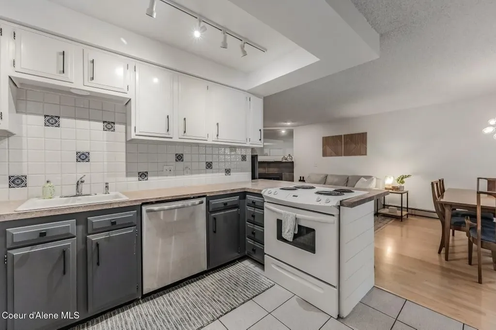 5480 W Racquet Road Rathdrum ID 83858
