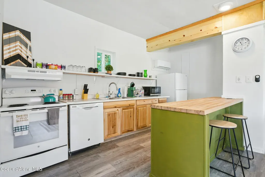 279 Birch Avenue Ponderay ID 83852