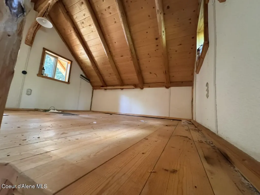 221 Trask Pond Road Newport WA 99156