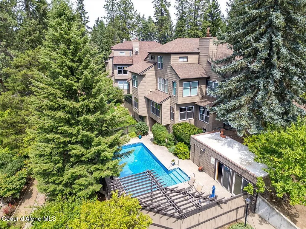 10569 N Friar Drive Hayden ID 83835