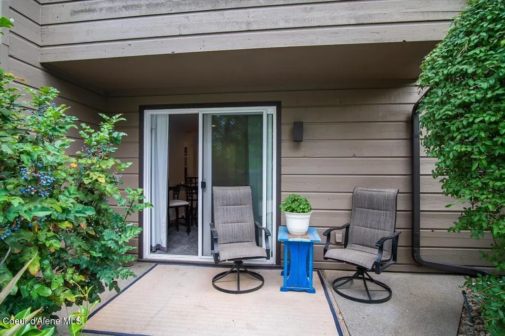 10569 N Friar Drive Hayden ID 83835