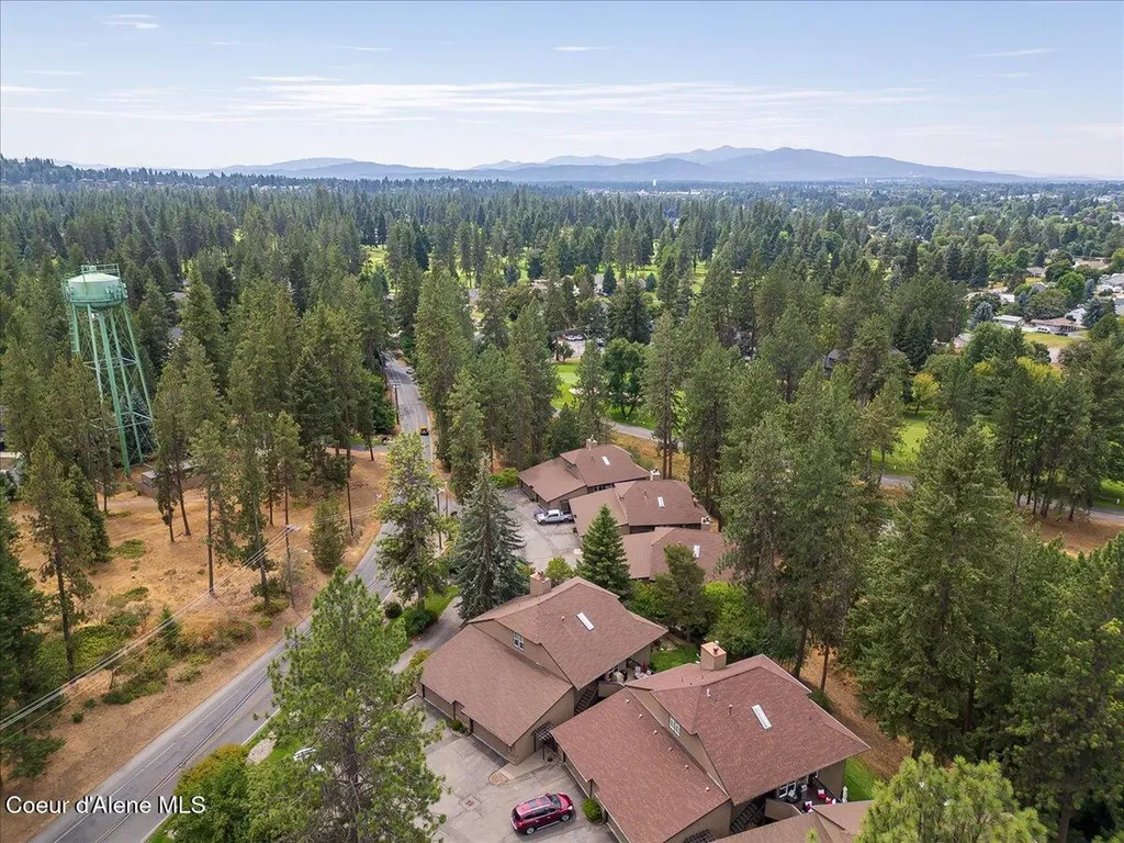 10569 N Friar Drive Hayden ID 83835