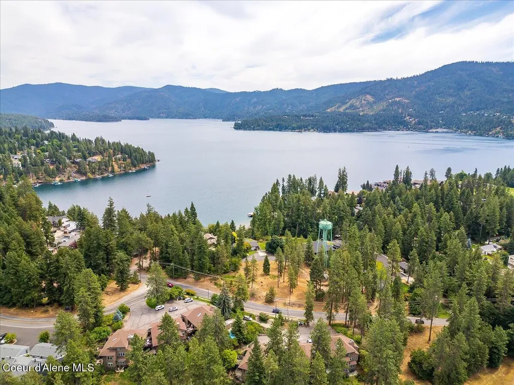 10569 N Friar Drive Hayden ID 83835