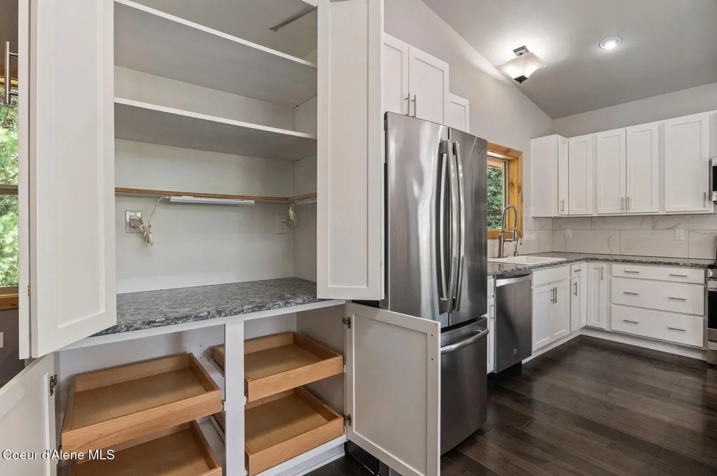 4110 Burns Court Sandpoint ID 83864