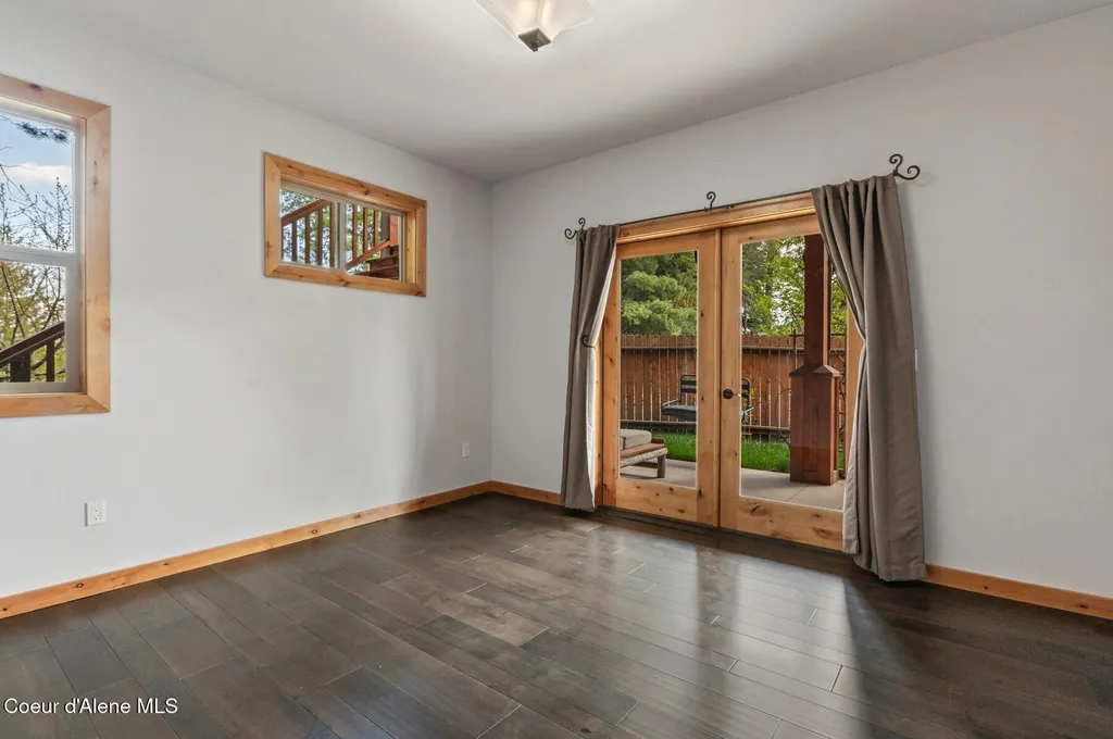 4110 Burns Court Sandpoint ID 83864