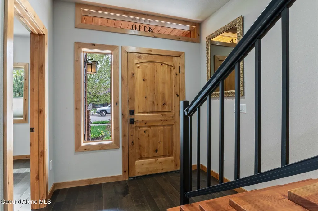 4110 Burns Court Sandpoint ID 83864