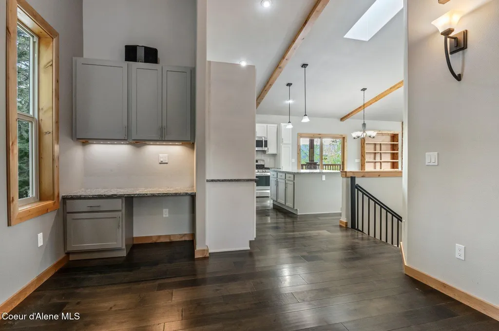 4110 Burns Court Sandpoint ID 83864