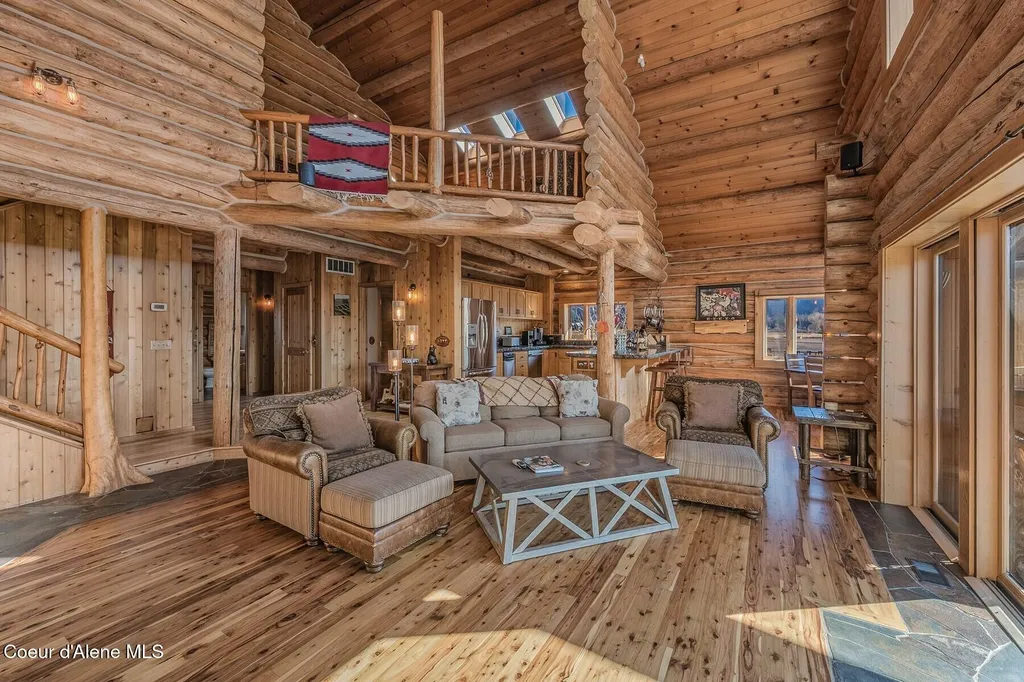 296 Camp Peine Road Sagle ID 83860