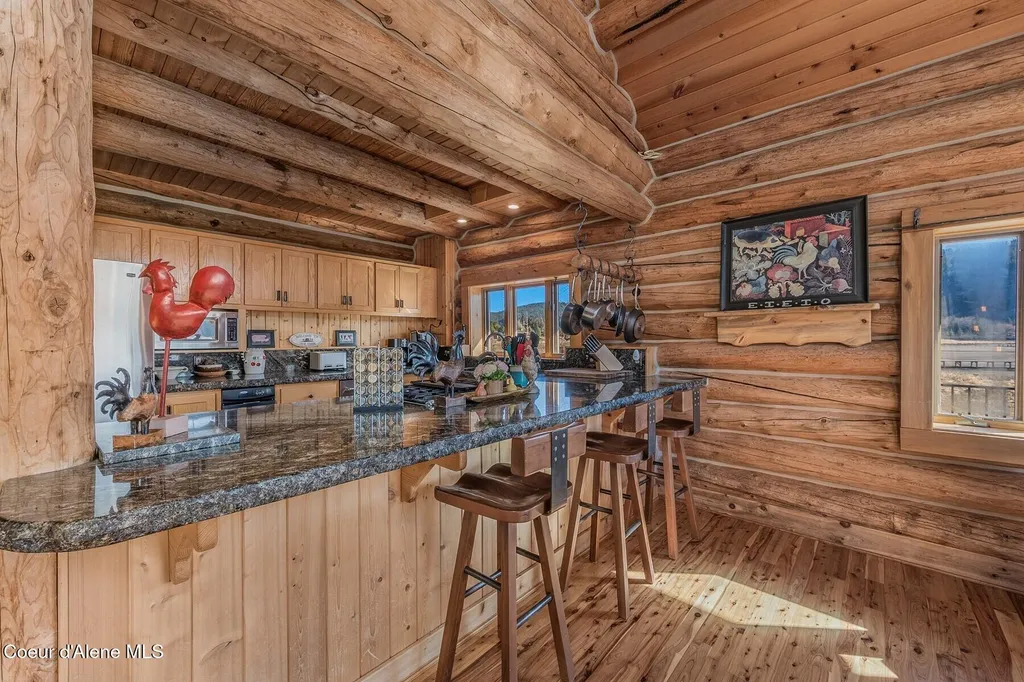 296 Camp Peine Road Sagle ID 83860
