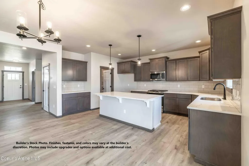 2725 N Neptune Street Post Falls ID 83854
