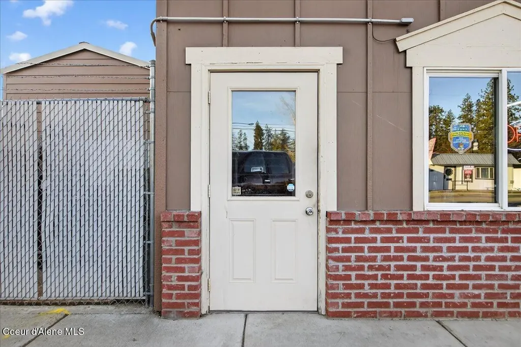 7897 W Main Street Rathdrum ID 83858