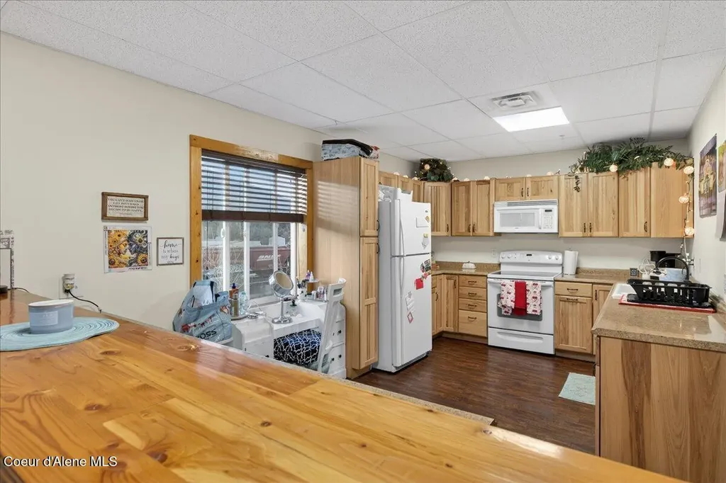 7897 W Main Street Rathdrum ID 83858